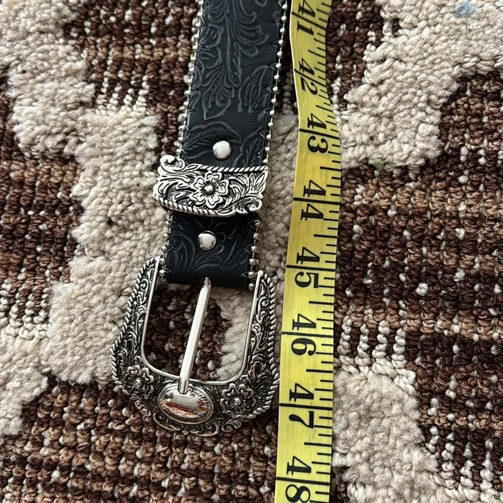 Elegant Black and Silver Embellished Belt